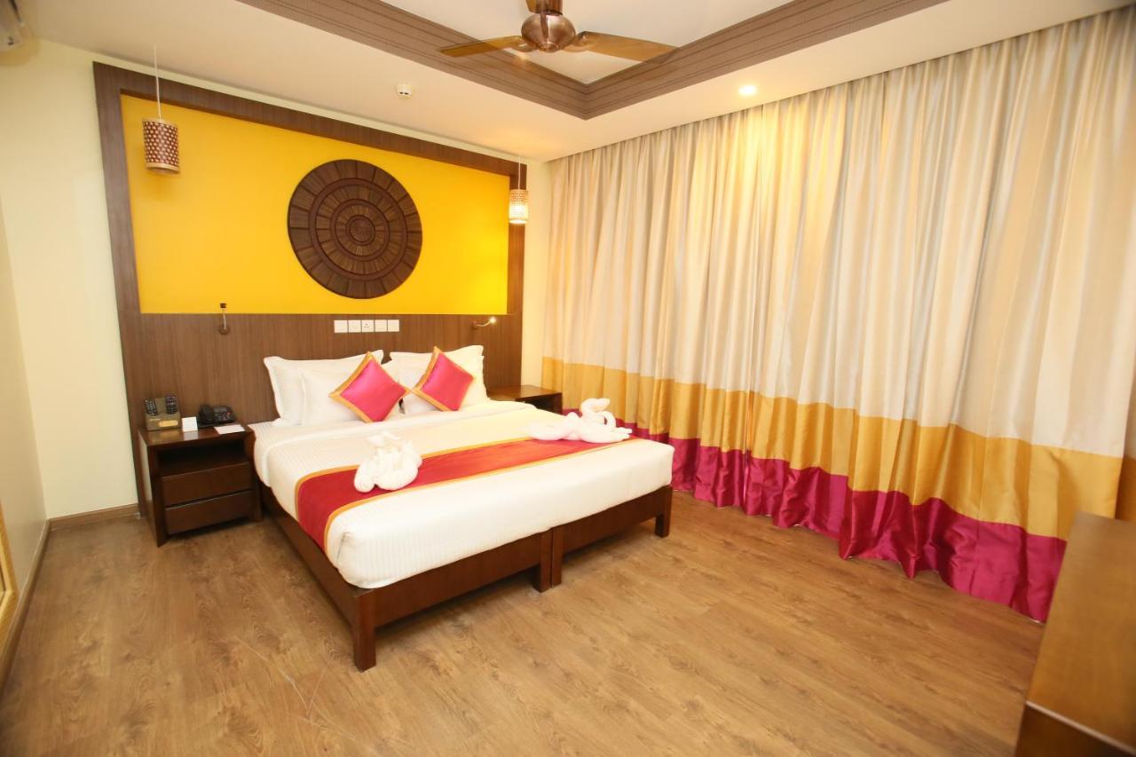 Vivin Luxury Suites Thiruvananthapuram Extérieur photo