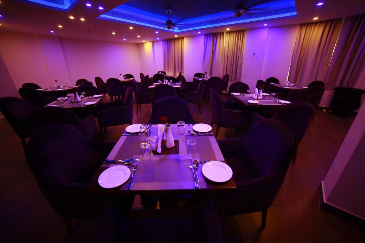 Vivin Luxury Suites Thiruvananthapuram Extérieur photo