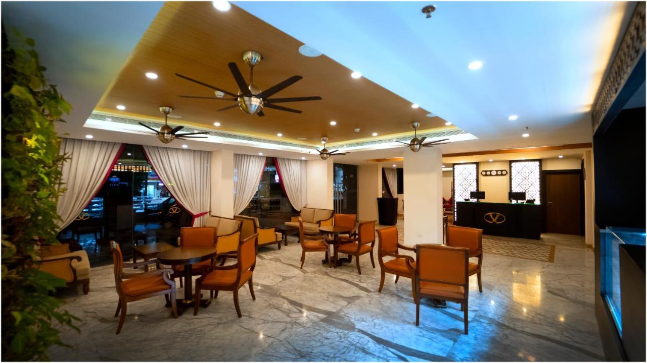 Vivin Luxury Suites Thiruvananthapuram Extérieur photo