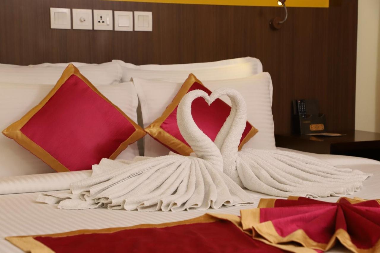 Vivin Luxury Suites Thiruvananthapuram Extérieur photo